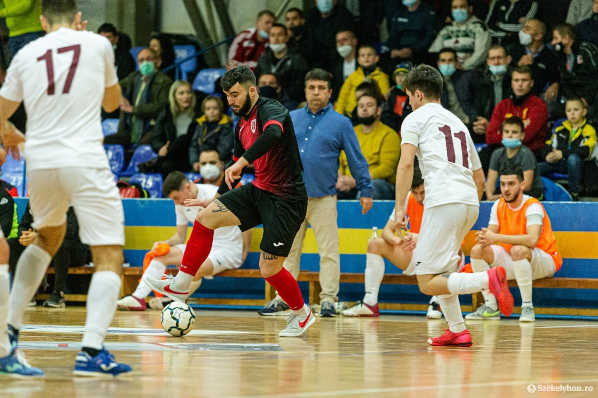 •  Fotó: Erdély Bálint Előd
