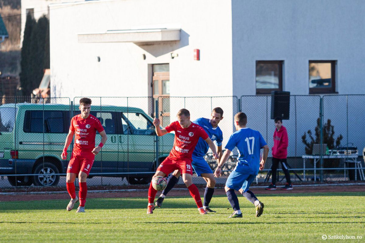 •  Fotó: Erdély Bálint Előd