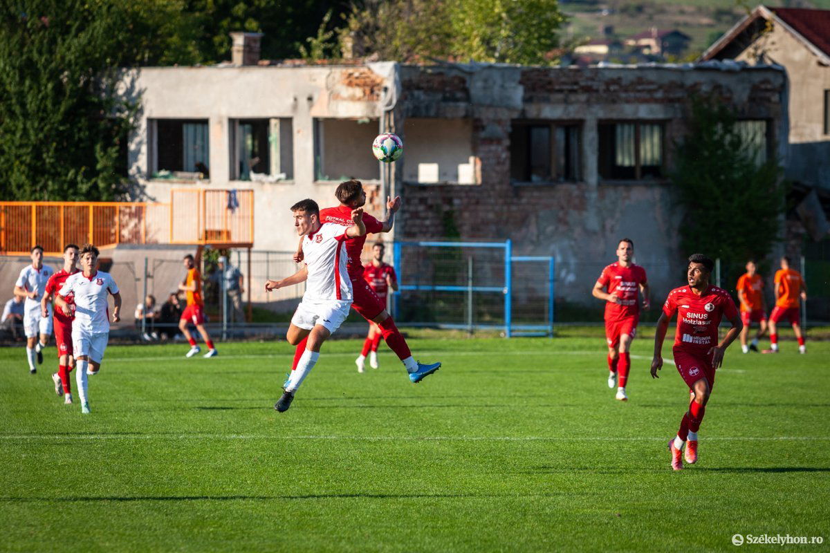 •  Fotó: Erdély Bálint Előd