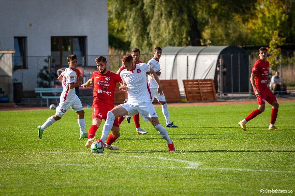 •  Fotó: Erdély Bálint Előd