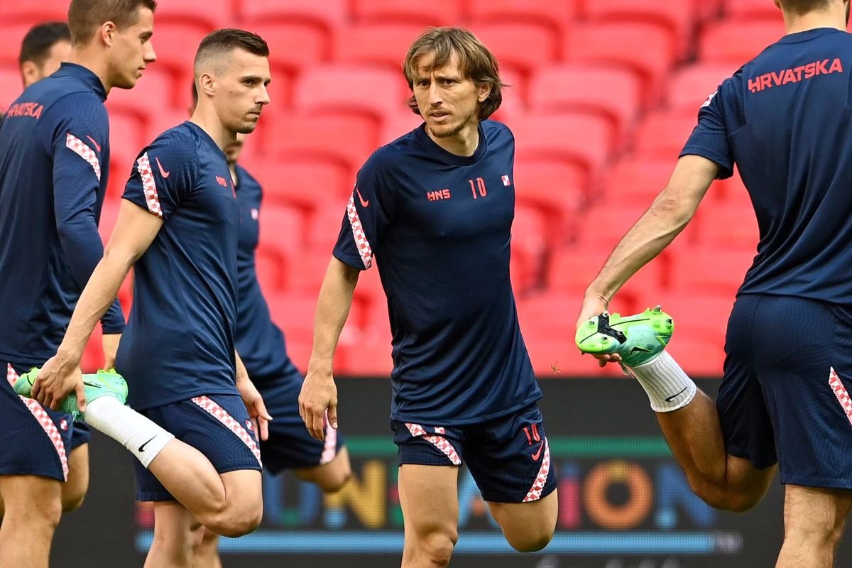 Luka Modric a horvátok játékmestere •  Fotó: Facebook/cff.hns