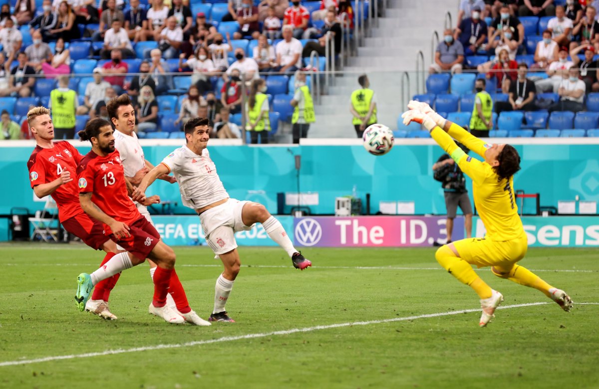 Sommert ezen az este akcióból nem lehetett legyőzni •  Fotó: Twitter/Euro2020