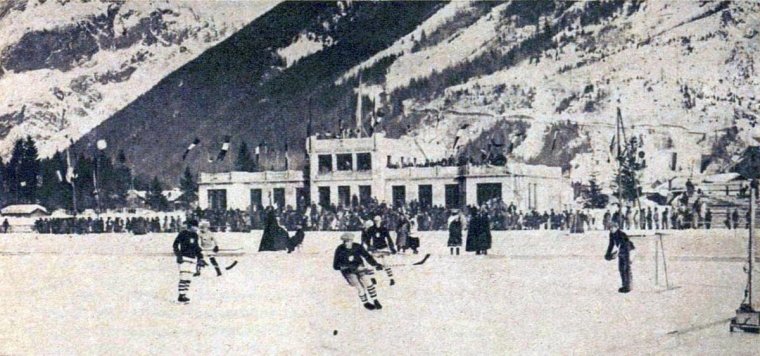 A téli olimpia furcsa születése