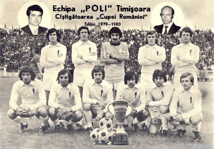 Az 1979/80-as szezonban Román Kupát nyert csapat •  Fotó: Archív felvétel