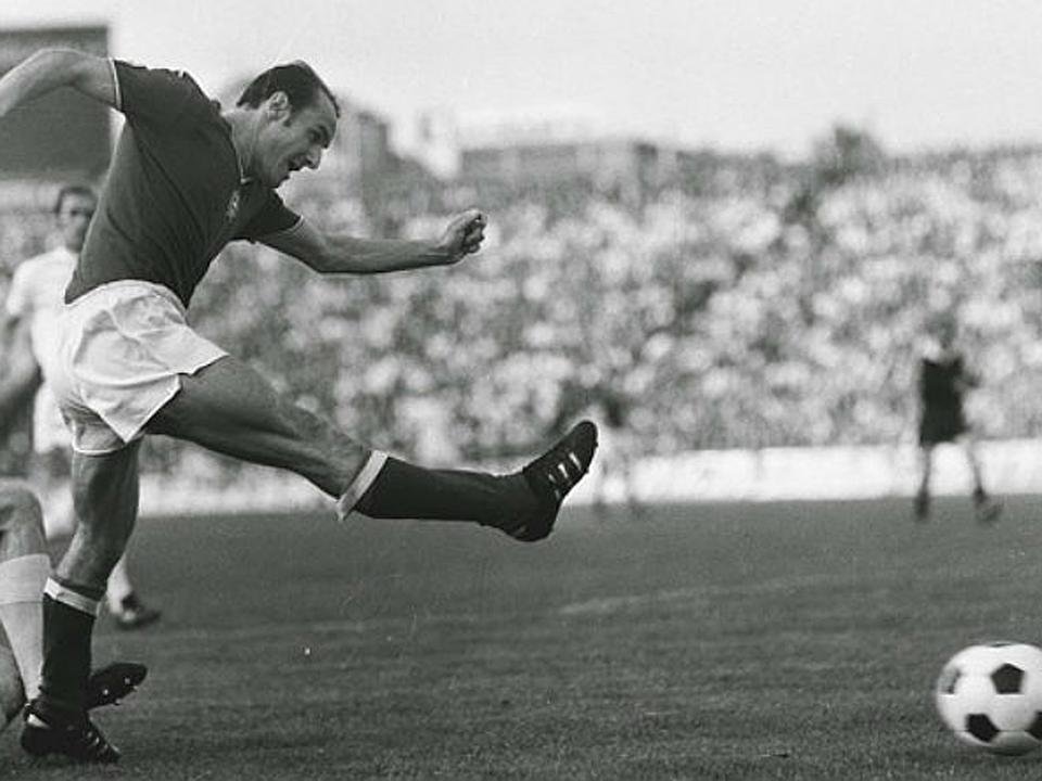 Bene Ferenc: két meccs, két gól (1964) •  Fotó: Nemzeti Sport archívum