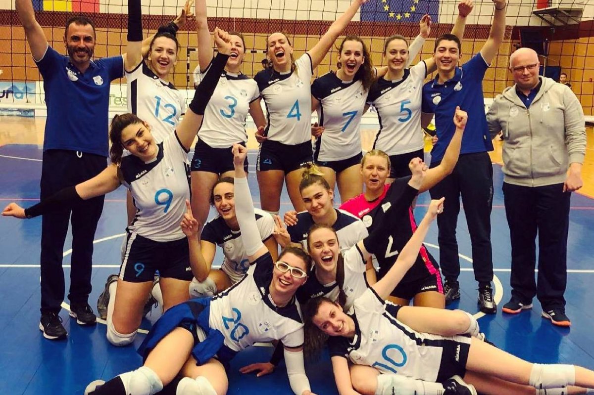 A szezon nagy részében esélytelen volt, de végül teljesítette célkitűzését a marosvásárhelyi csapat •  Fotó: Facebook/Clubul Sportiv Univeritar Târgu Mureş