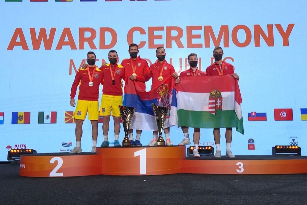 A férfi páros dobogója &bullet;  Fotó: képernyőmentés