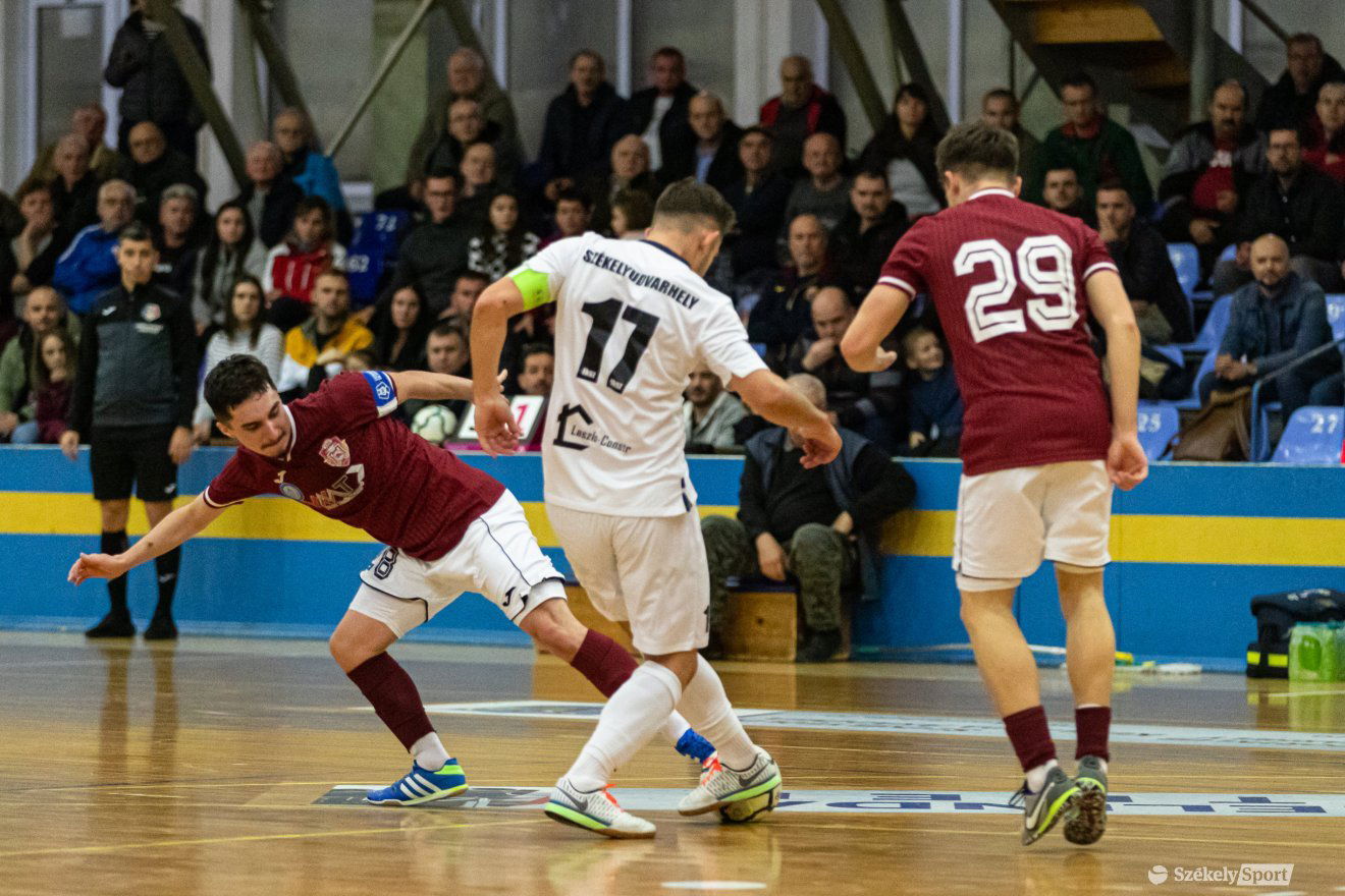 •  Fotó: Erdély Bálint Előd