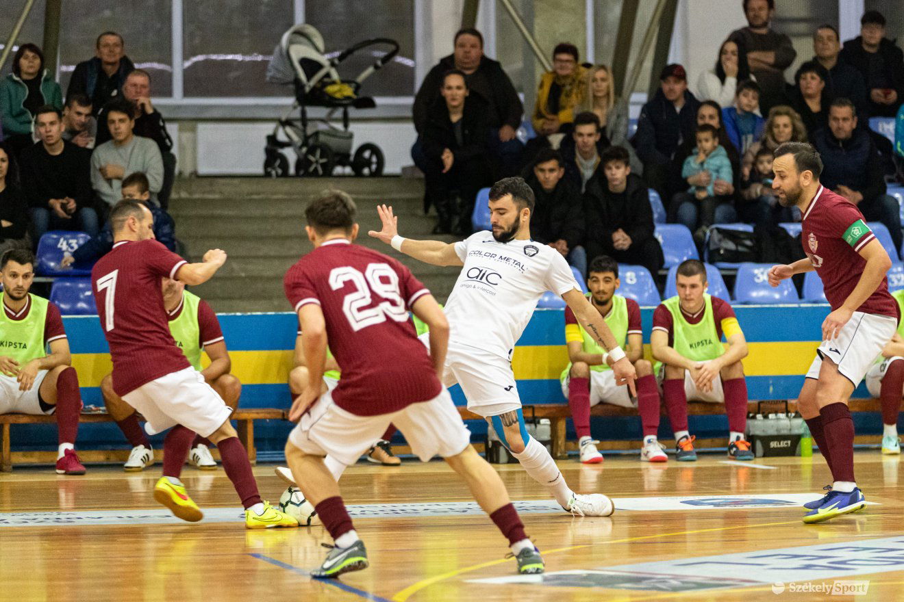 •  Fotó: Erdély Bálint Előd