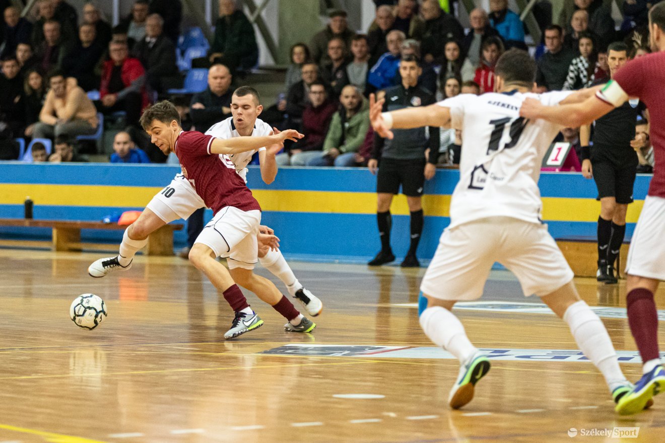 •  Fotó: Erdély Bálint Előd