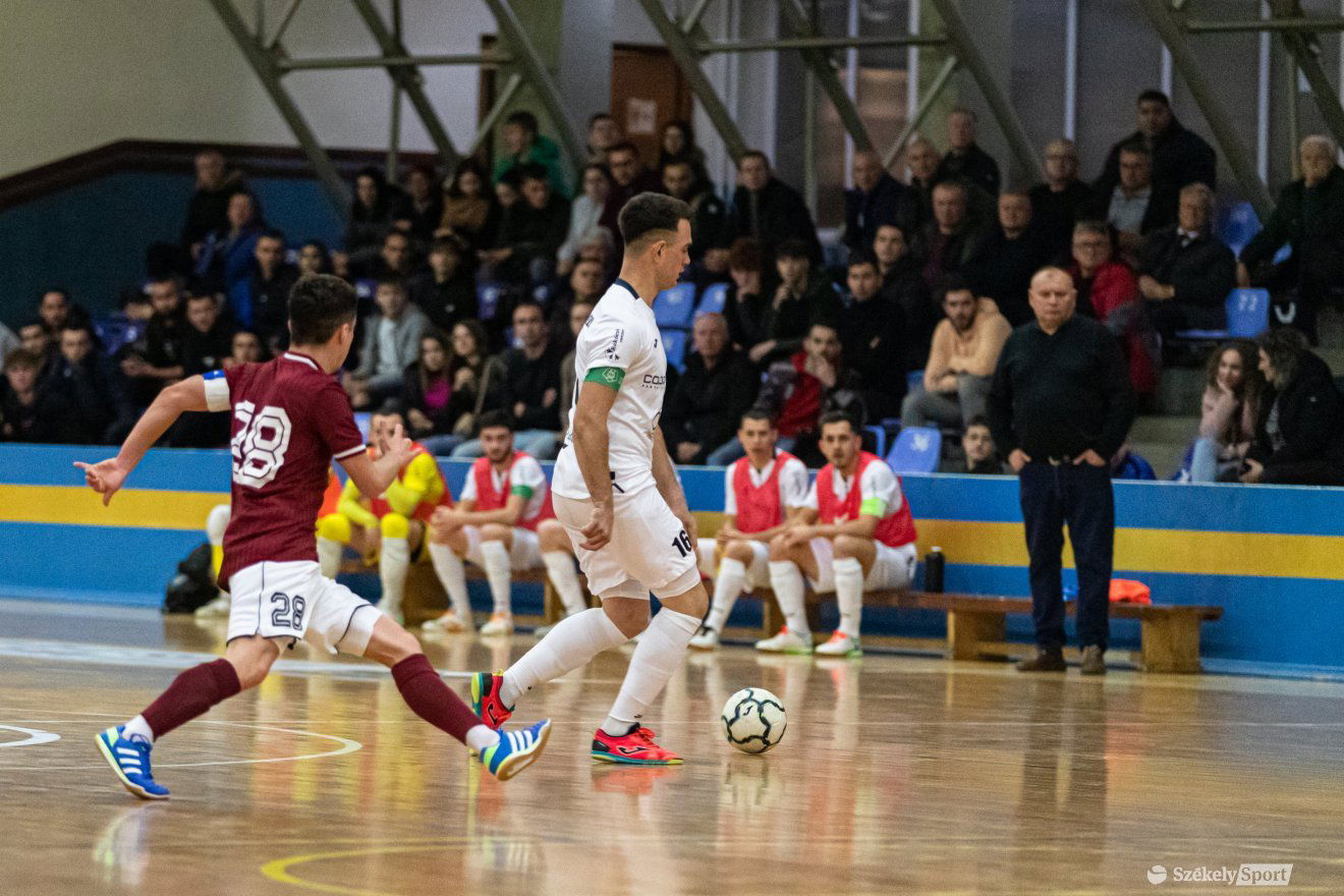•  Fotó: Erdély Bálint Előd