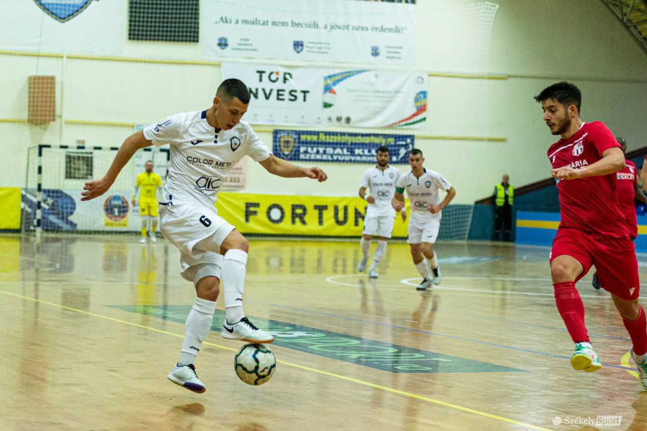•  Fotó: Erdély Bálint Előd