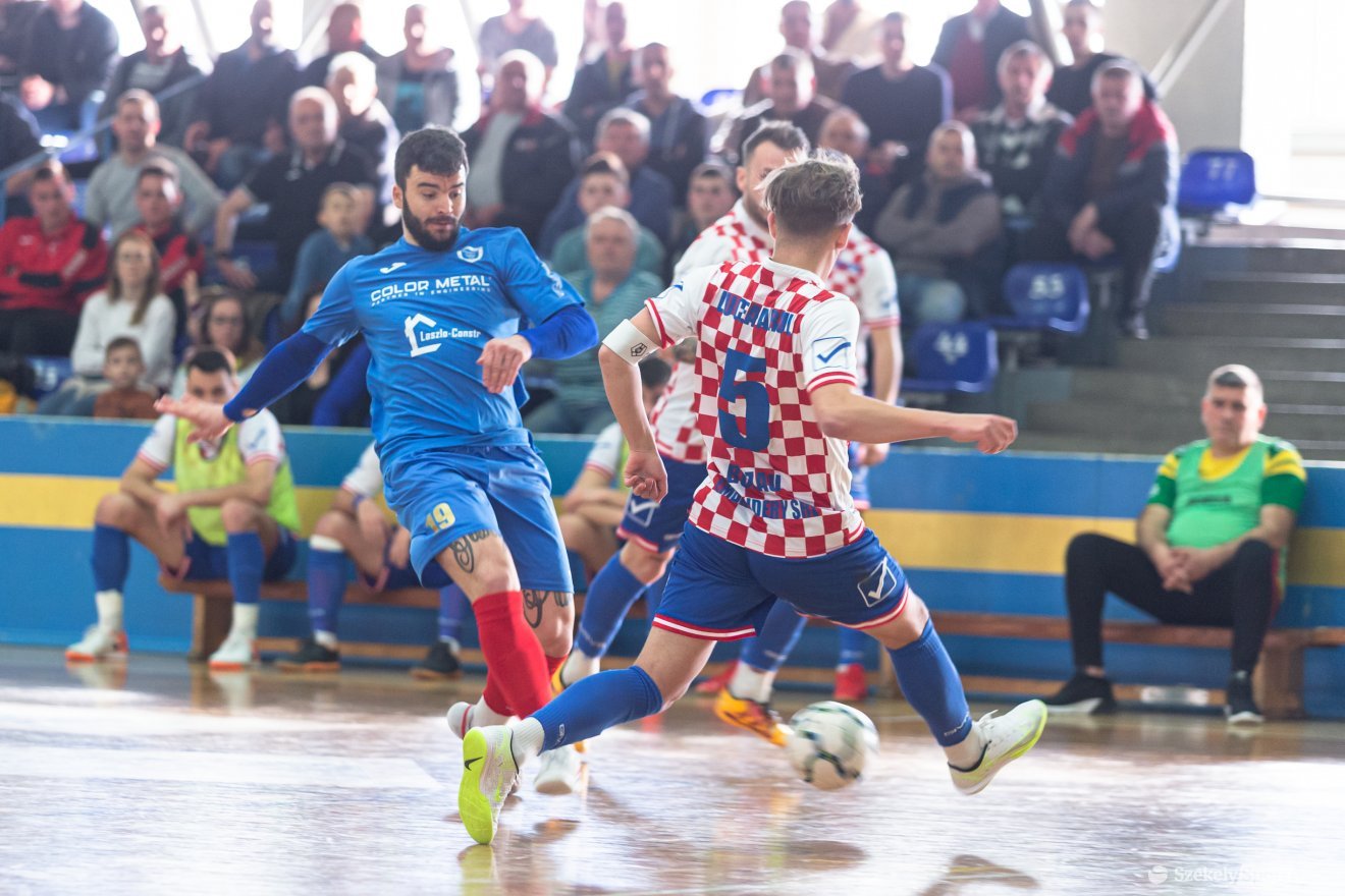 •  Fotó: Erdély Bálint Előd