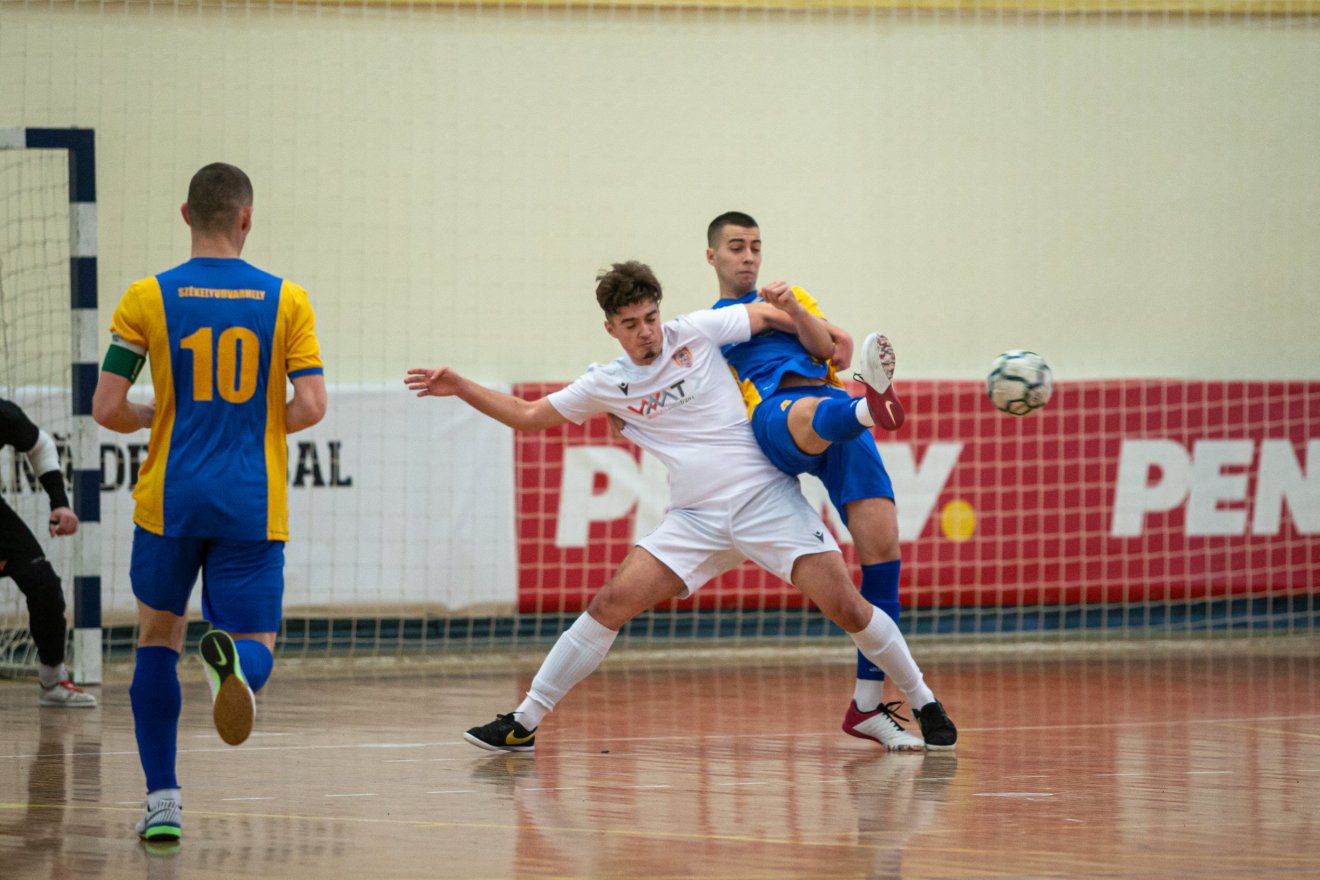 •  Fotó: Erdély Bálint Előd