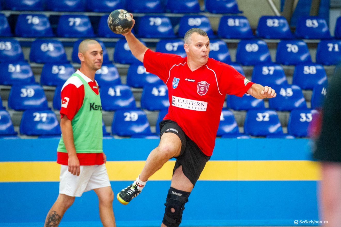 &bullet;  Fotó: Beliczay László