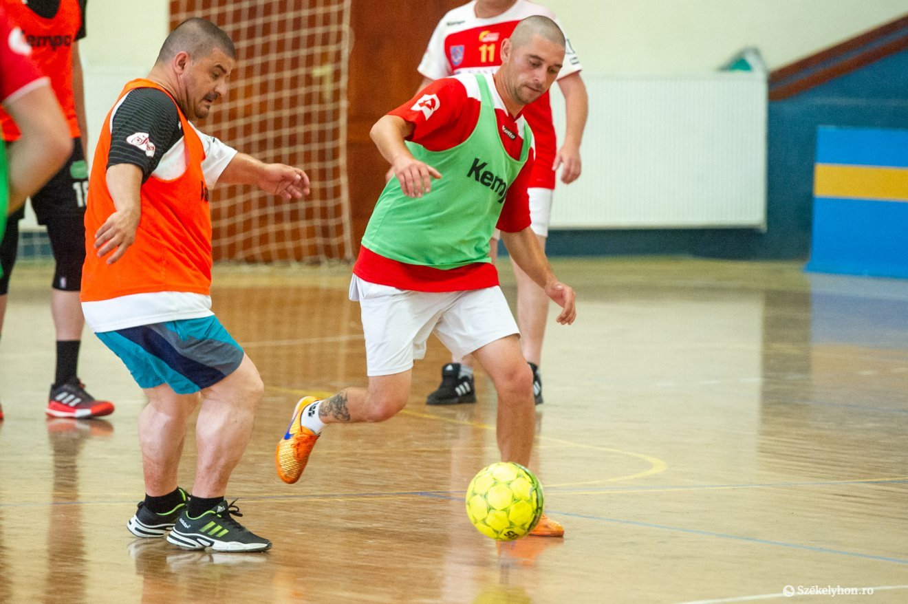 &bullet;  Fotó: Beliczay László