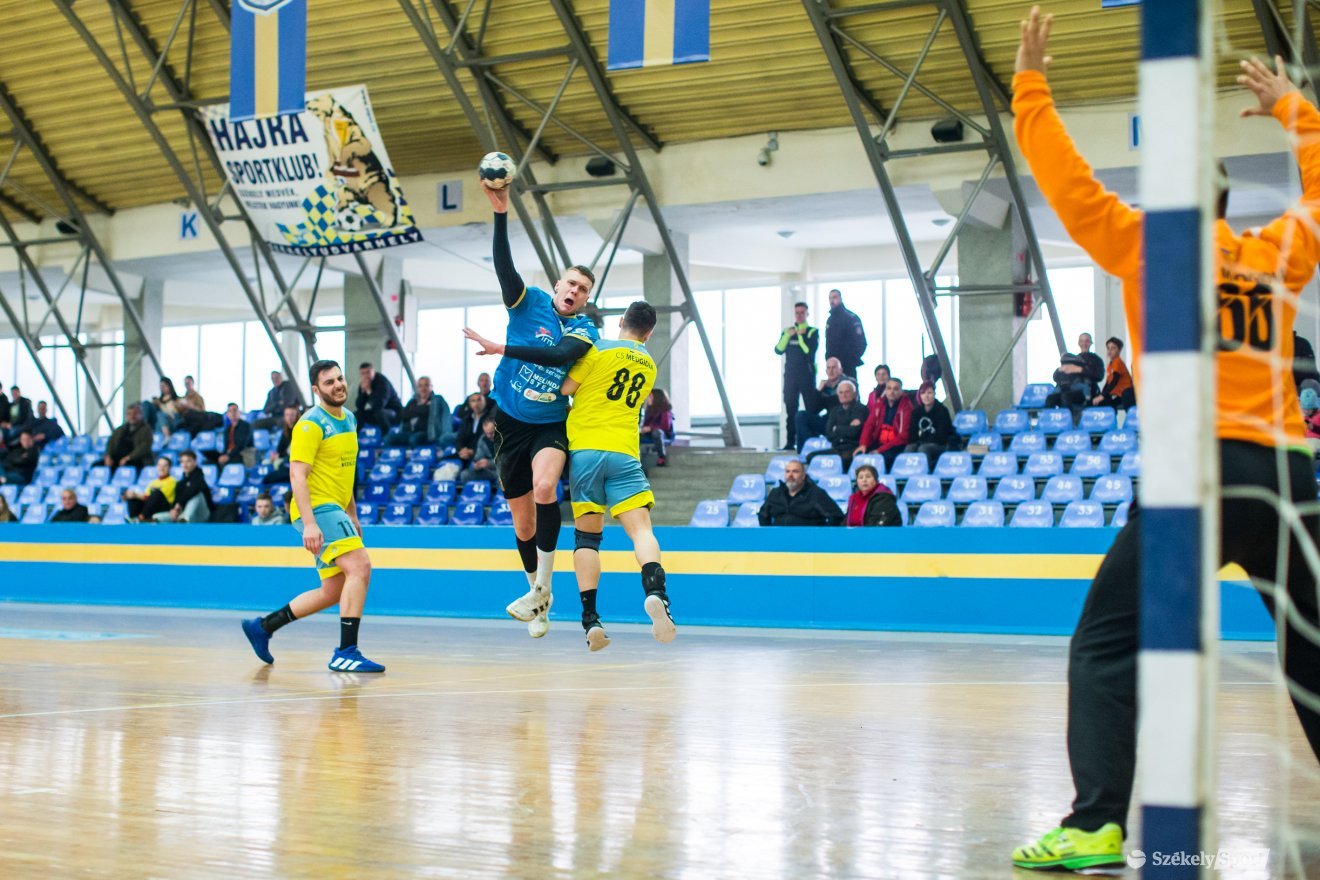 •  Fotó: Erdély Bálint Előd