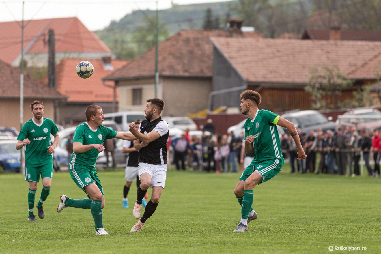 •  Fotó: Erdély Bálint Előd