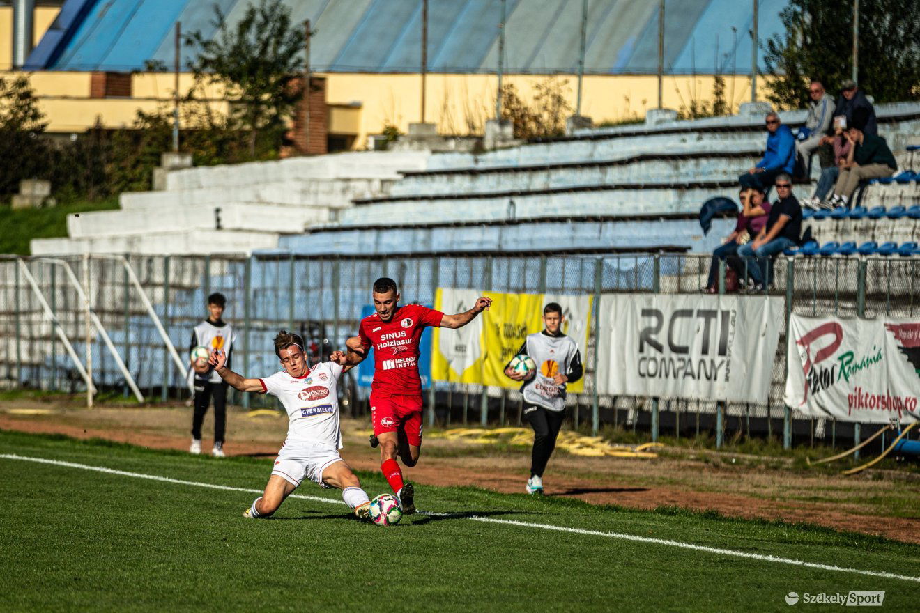 •  Fotó: Erdély Bálint Előd