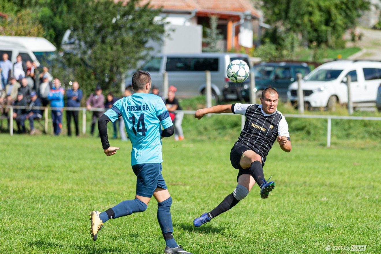•  Fotó: Erdély Bálint Előd