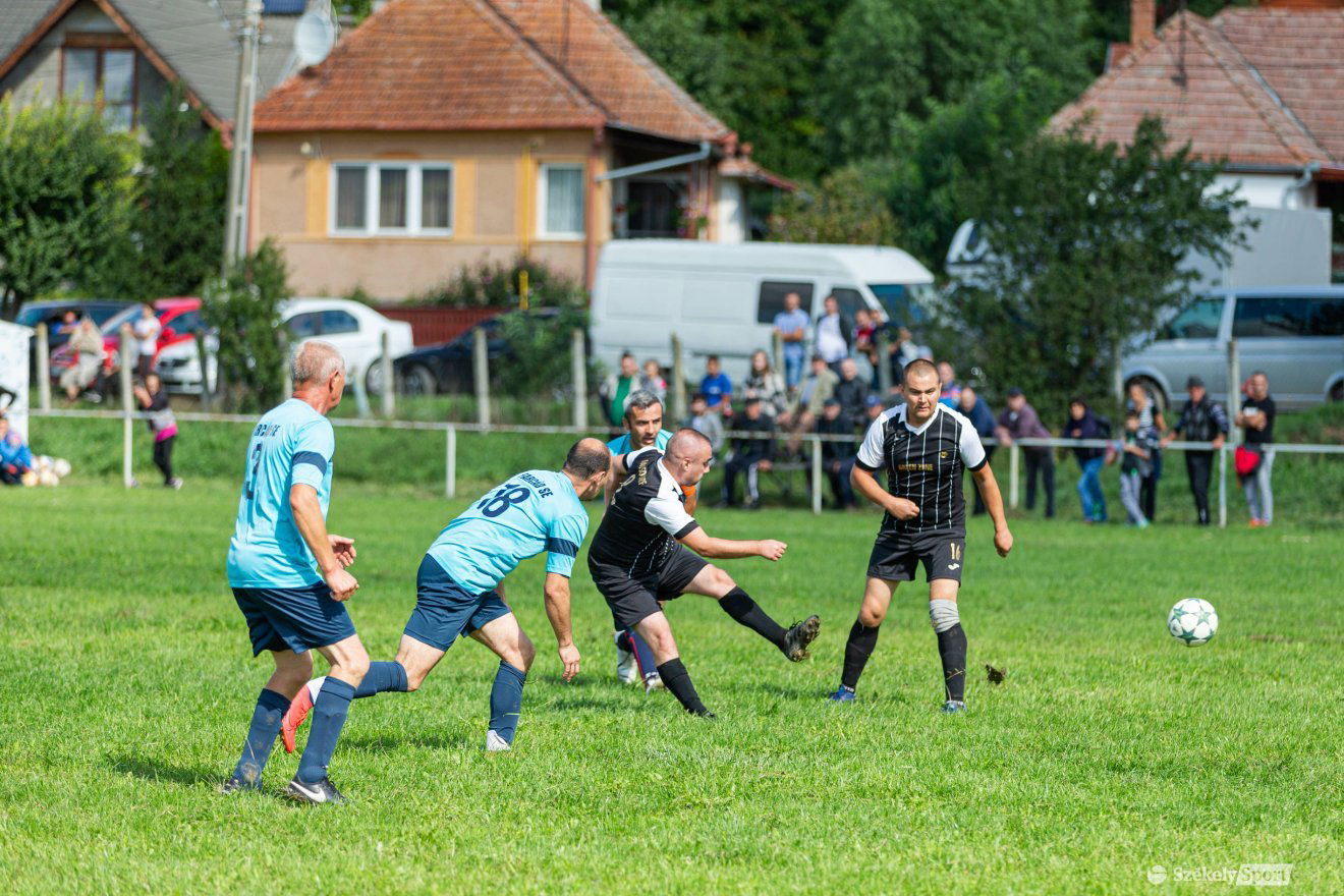 •  Fotó: Erdély Bálint Előd