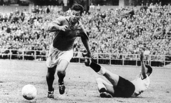 Just Fontaine 13 gólos rekordját egy 32-es mezőnyben talán soha nem döntenék meg (1958) •  Fotó: Wikimedia Commons
