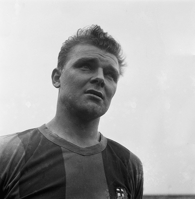 Az FC Barcelona mezében 1953-ban •  Fotó: Wikimedia Commons
