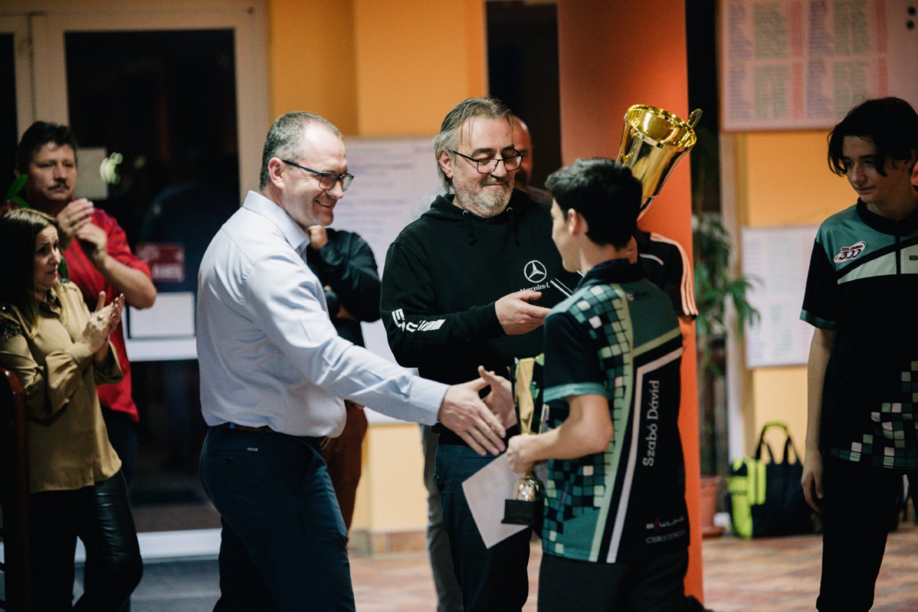 •  Fotó: Csíkszeredai 300 Bowling Klub