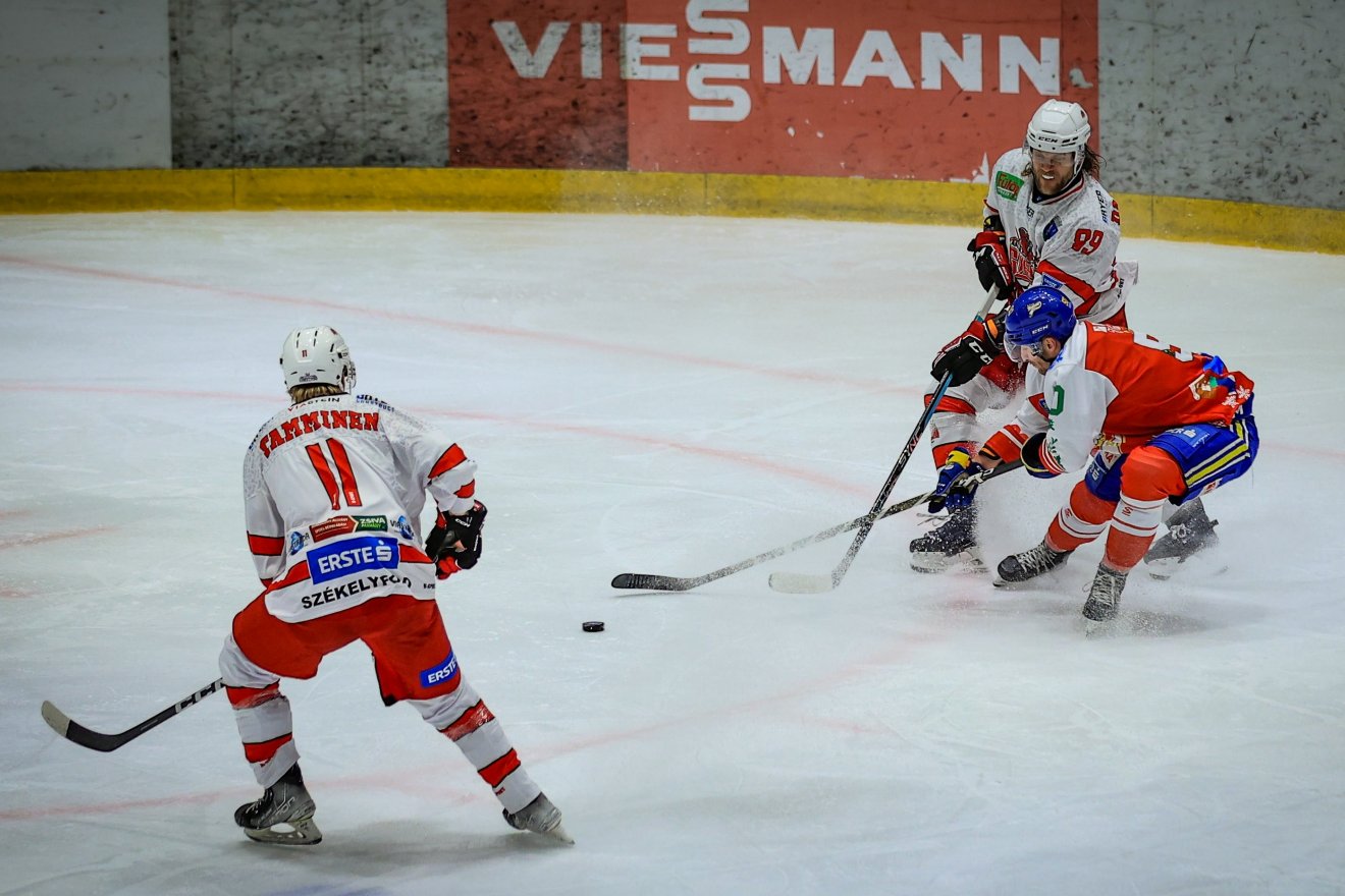 •  Fotó: Brassói Corona