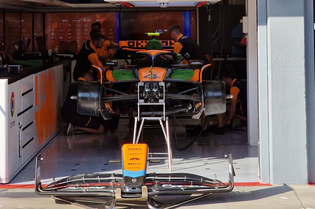 Lando Norris McLarenje a verseny előtt •  Fotó: Szécsi Zsolt