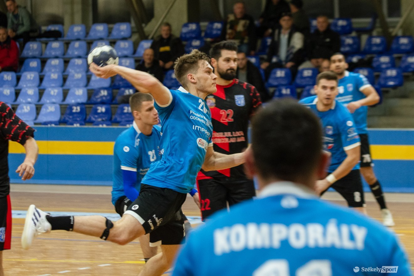 •  Fotó: László Ildikó