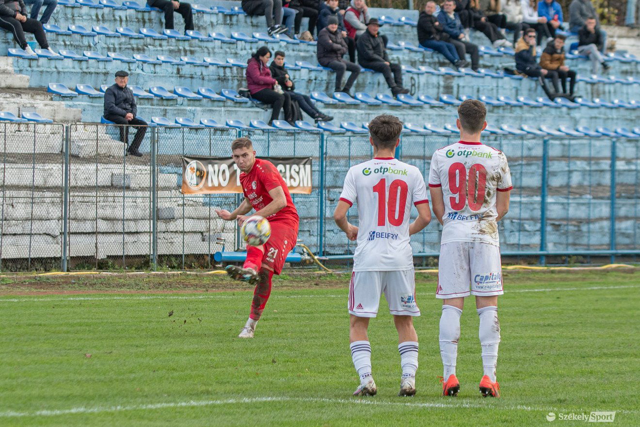 •  Fotó: László Ildikó