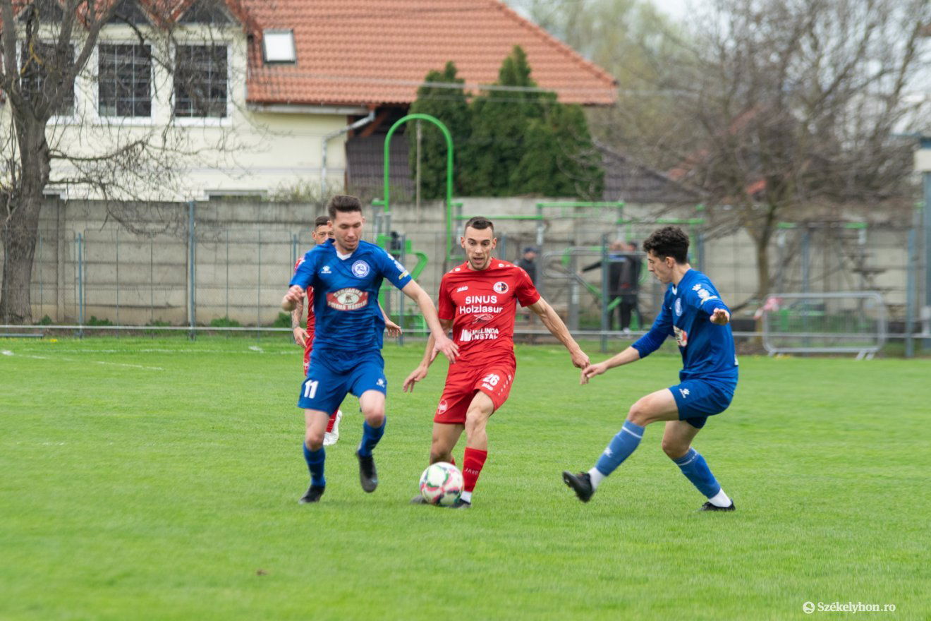 •  Fotó: László Ildikó