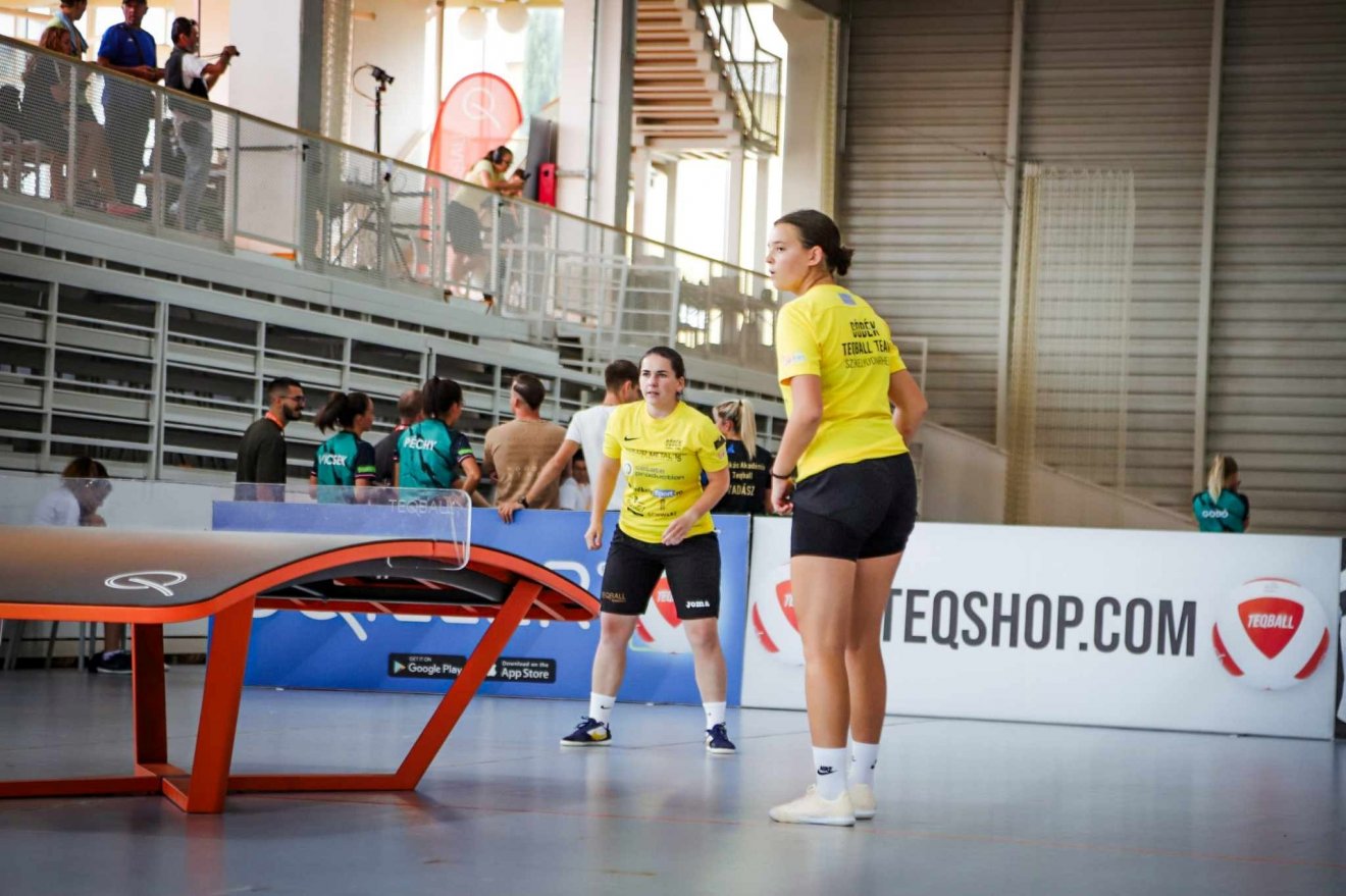 A Miklós Tünde–Lakatos Kriszta női páros az előkelő ötödik helyen végzett •  Fotó: Facebook/Góbék Teqball Team