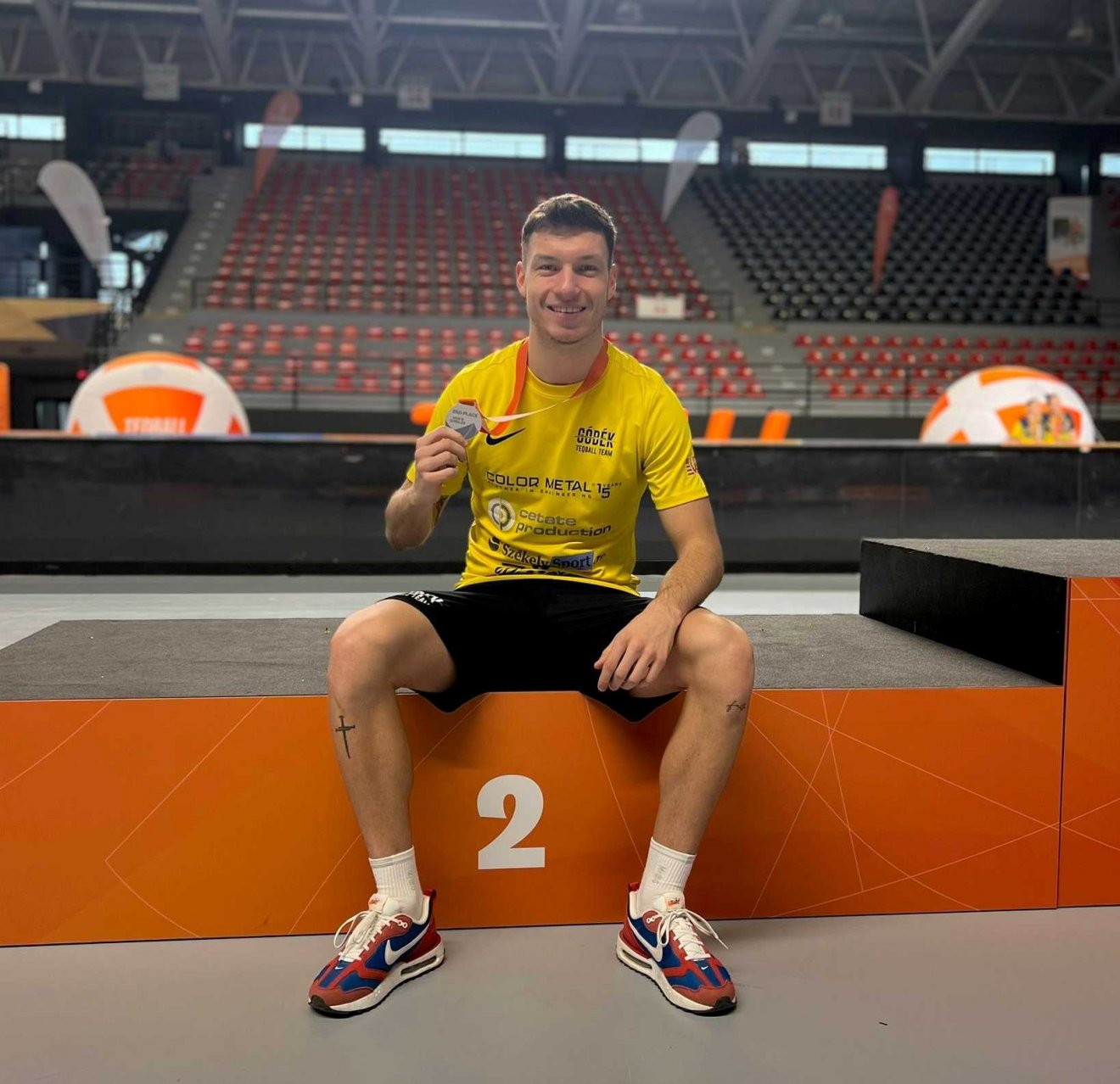 Györgydeák Apor ezúttal be kellett érje az ezüstéremmel •  Fotó: Facebook/Góbék Teqball Team