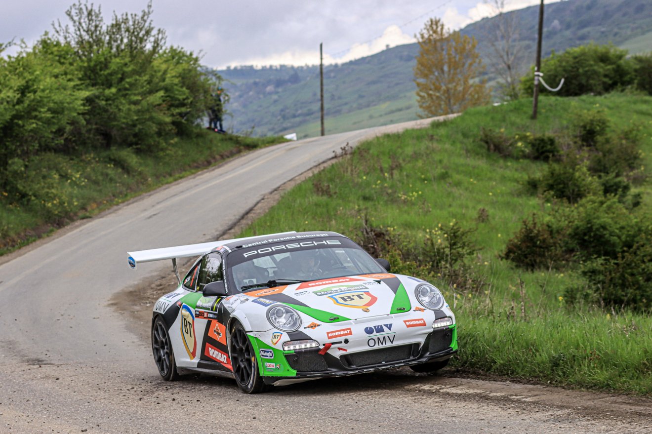 A címvédő Simone Tempestini bő 13 másodperccel van lemaradva a második helyen •  Fotó: RallyPhoto Hunters