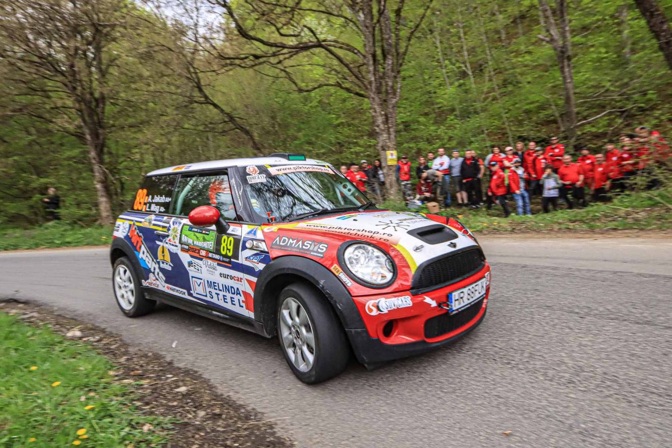 Minden bizonnyal sok szurkolójuk látogat ki a versenyre •  Fotó: RallyPhoto Hunters