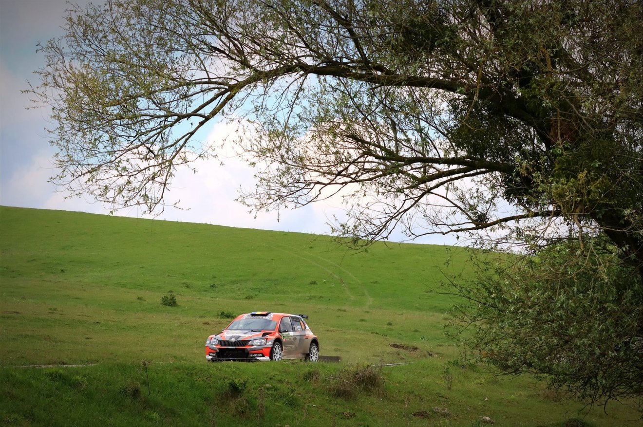 Andrei Gîrtofan mindhárom gyorsaságin a dobogón végzett, az udvarhelyi szuperspeciálist pedig meg is nyerte •  Fotó: Rallyphoto Hunters