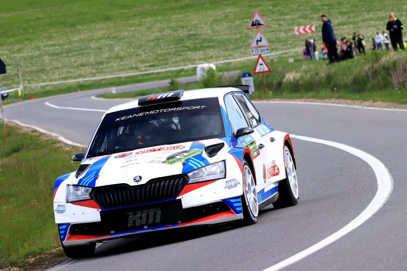 Raul Badiu és Rareș Fetean (Škoda Fabia EVO) •  Fotó: Rallyphoto Hunters