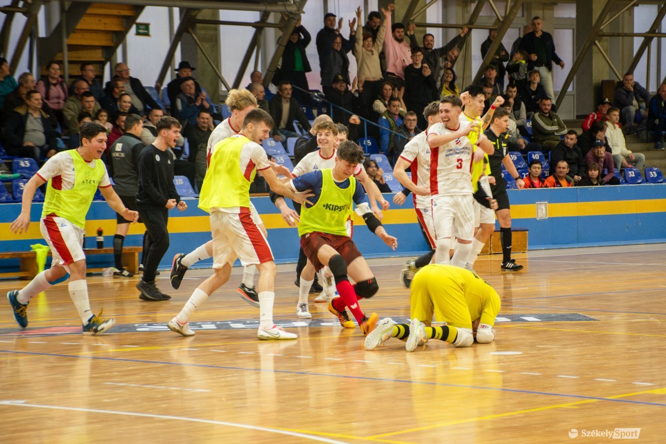 •  Fotó: László Ildikó