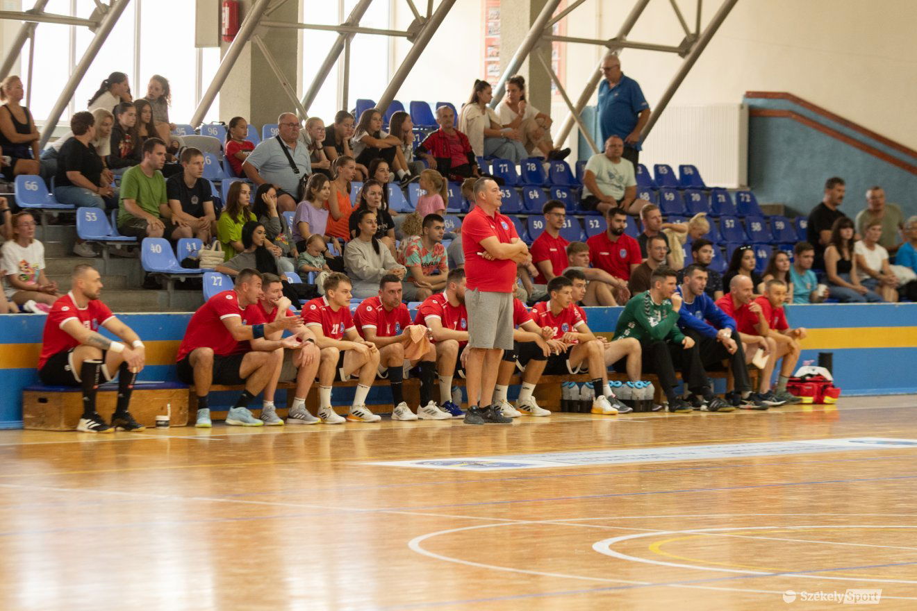 •  Fotó: László Ildikó