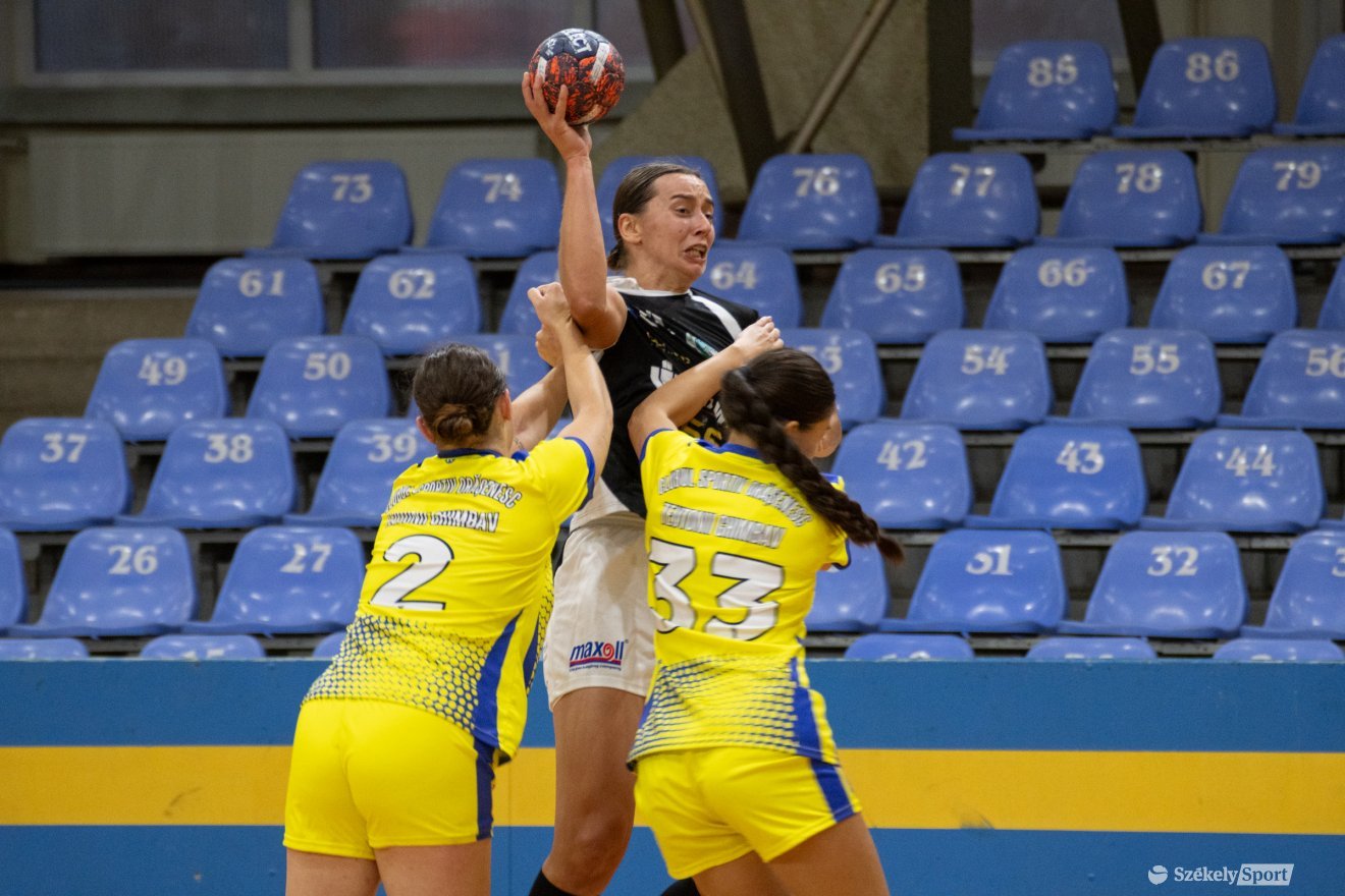 •  Fotó: László Ildikó