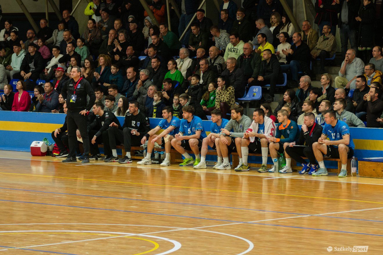 •  Fotó: László Ildikó
