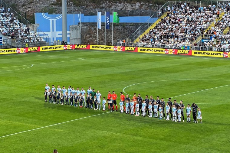 Aggódik a romák elleni gyűlöletbeszéd miatt a román külügy, miután a horvát drukkerek cigányoztak a Vajdahunyad elleni meccsen