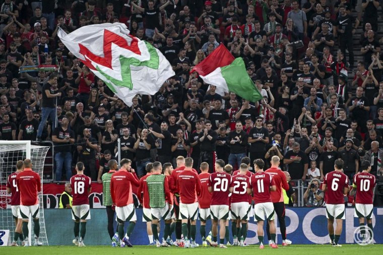 Szidták a románokat a magyar szurkolók, megbüntették a labdarúgó-válogatottat