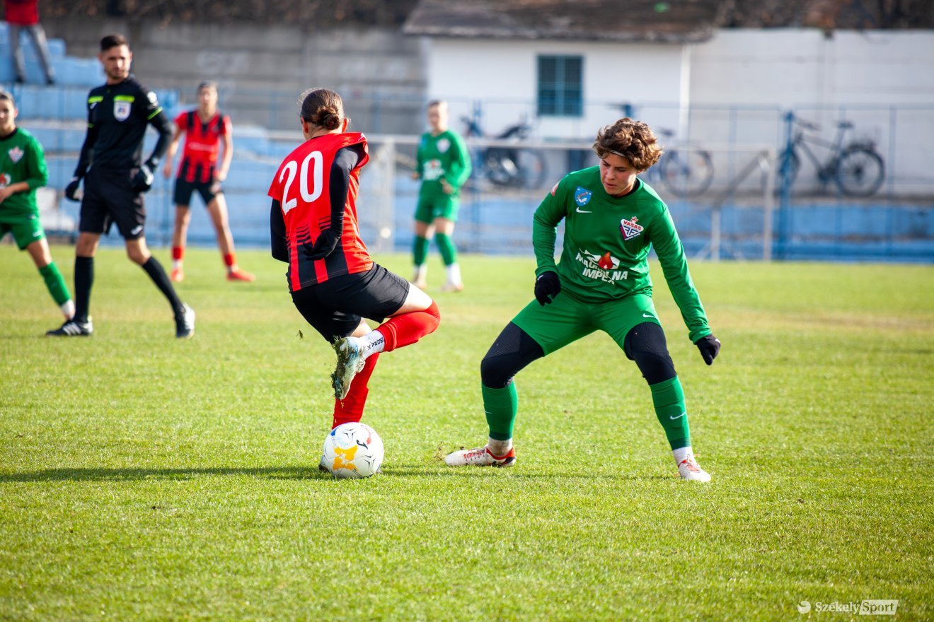 &bullet;  Fotó: Csató Andrea