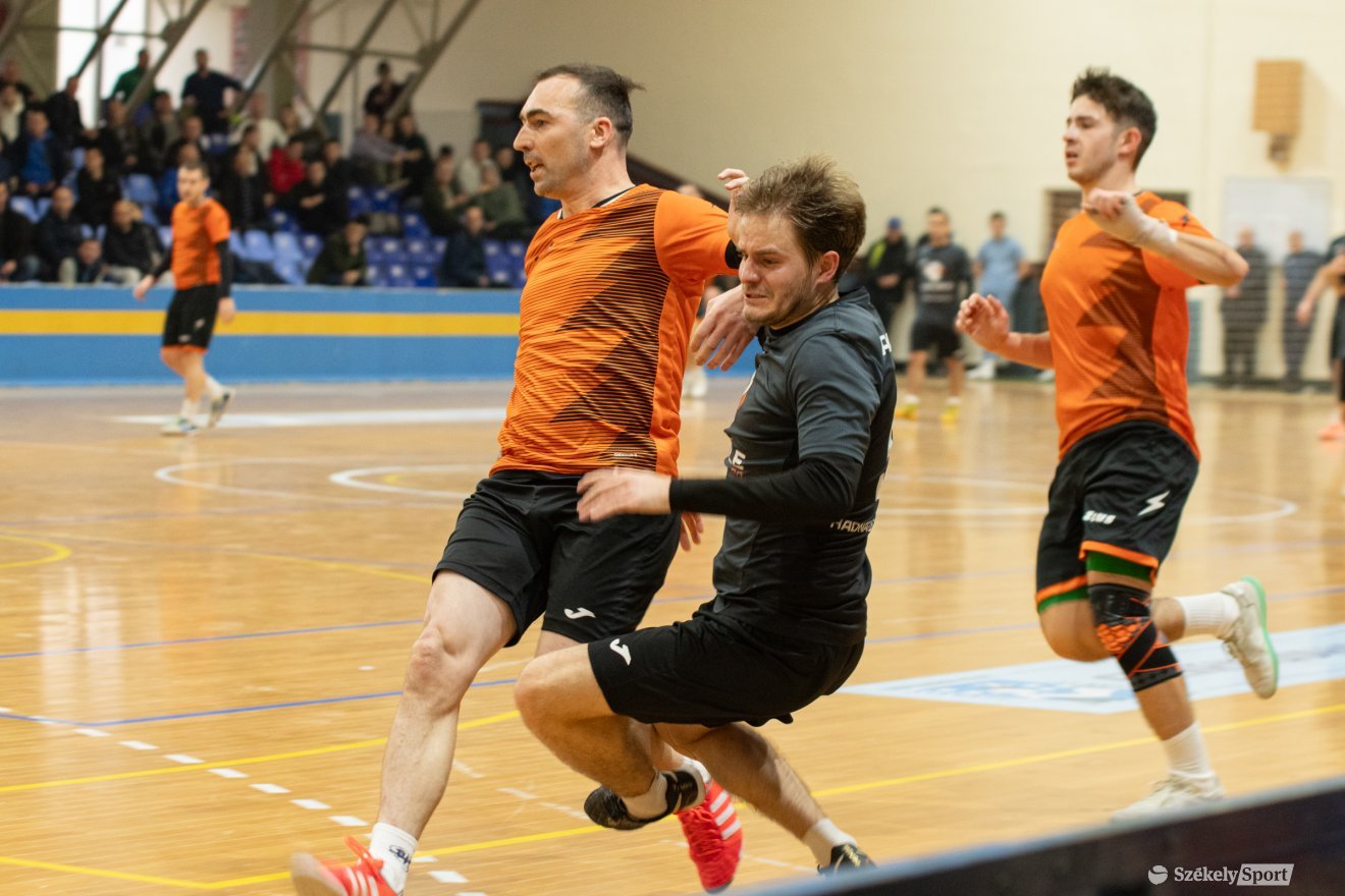 •  Fotó: László Ildikó