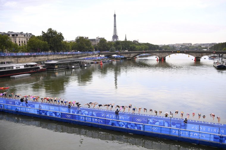 Ismét romlott a Szajna vízminősége, a triatlon vegyes váltók vasárnapi edzése is elmaradt