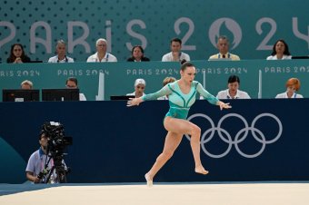 Minden fronton támadja a román női tornászokat sújtó olimpiai bíráskodást a szakszövetség