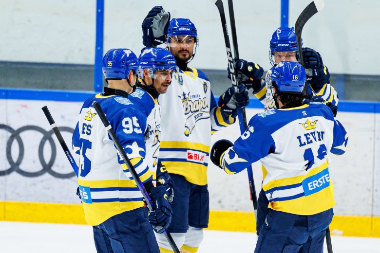 Sokáig nyitott volt a párharc, a hajrában döntött a házigazda az első kupaelődöntőben